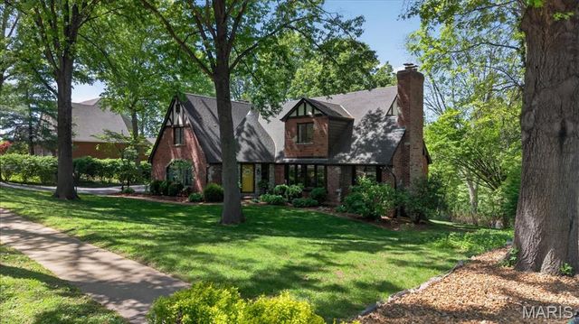 12673 Alswell Lane, St Louis, MO 63128