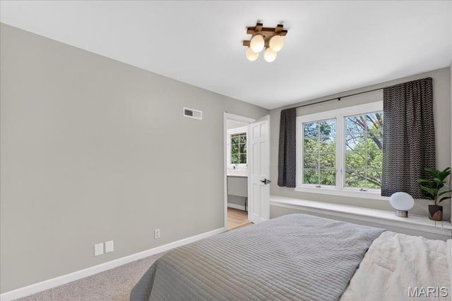 12673 Alswell Lane, St Louis, MO 63128