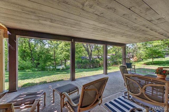 12673 Alswell Lane, St Louis, MO 63128