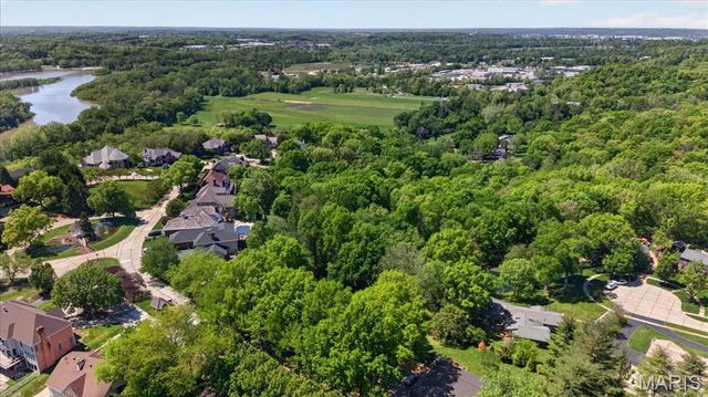 12673 Alswell Lane, St Louis, MO 63128