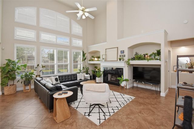 5615 Edgewood Place Drive, Spring, TX 77379