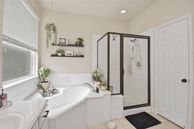 5615 Edgewood Place Drive, Spring, TX 77379