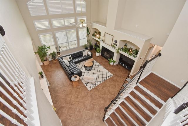 5615 Edgewood Place Drive, Spring, TX 77379