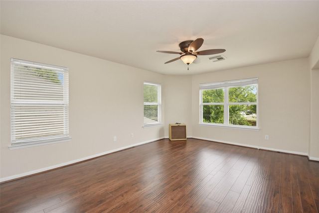 5615 Edgewood Place Drive, Spring, TX 77379