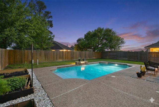 5615 Edgewood Place Drive, Spring, TX 77379