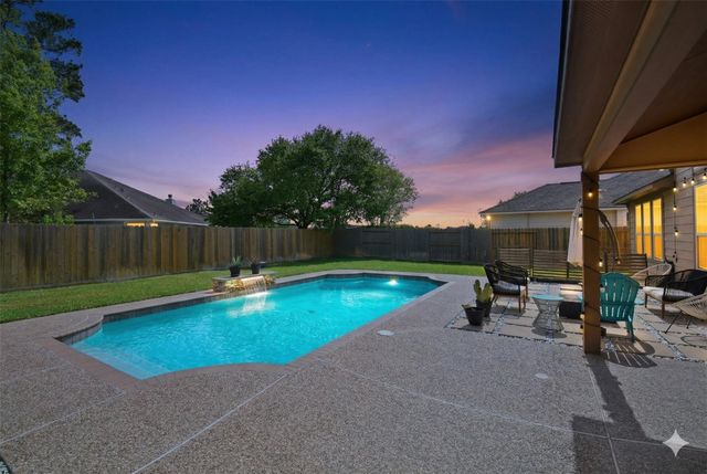 5615 Edgewood Place Drive, Spring, TX 77379