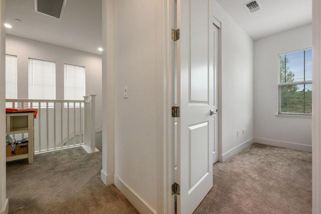 10 W Piazza St, Mountain House, CA 95391