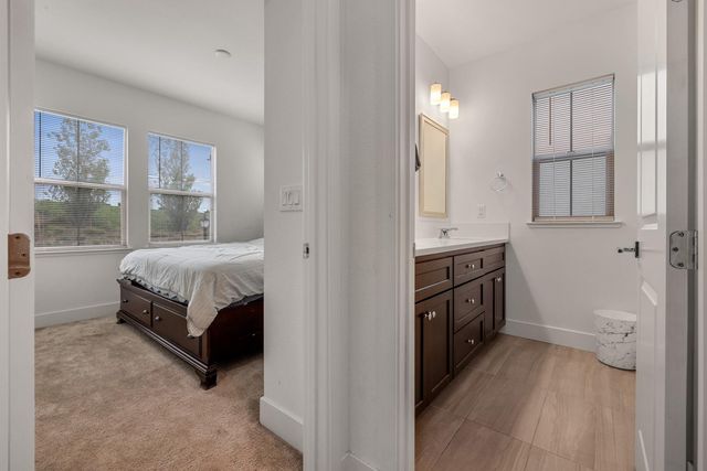 10 W Piazza St, Mountain House, CA 95391