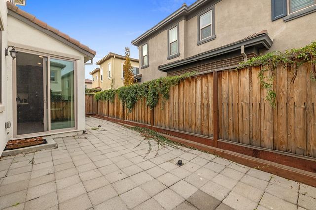 10 W Piazza St, Mountain House, CA 95391