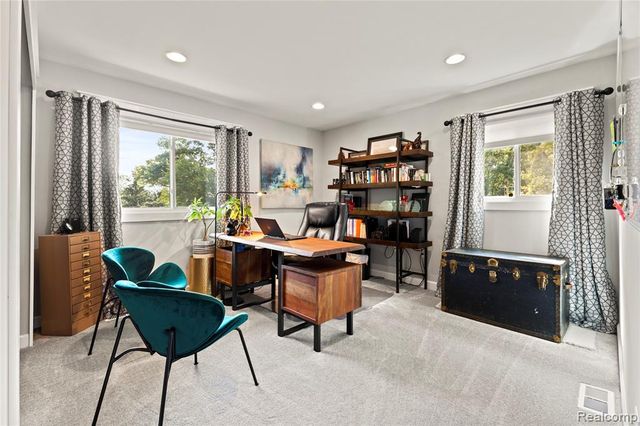 1906 Indianwood Road, Lake Orion, MI 48362