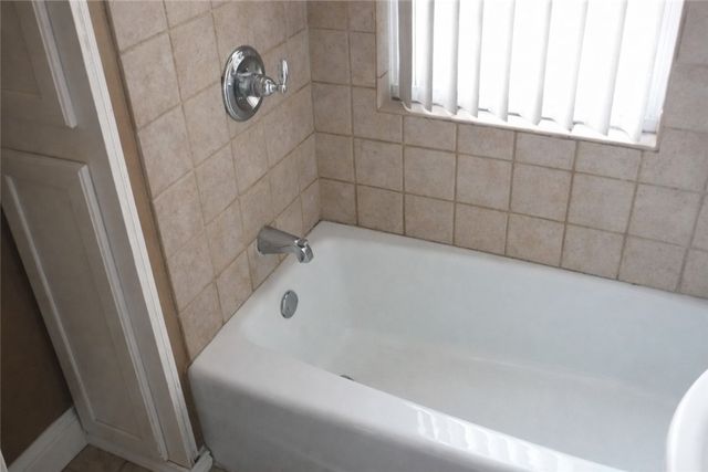 624 Kier St, Bell Twp, PA 15680