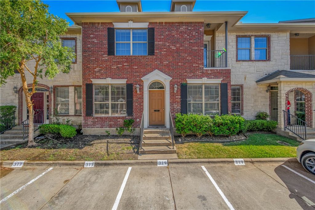 319 Forest Drive, College Station, TX 77840