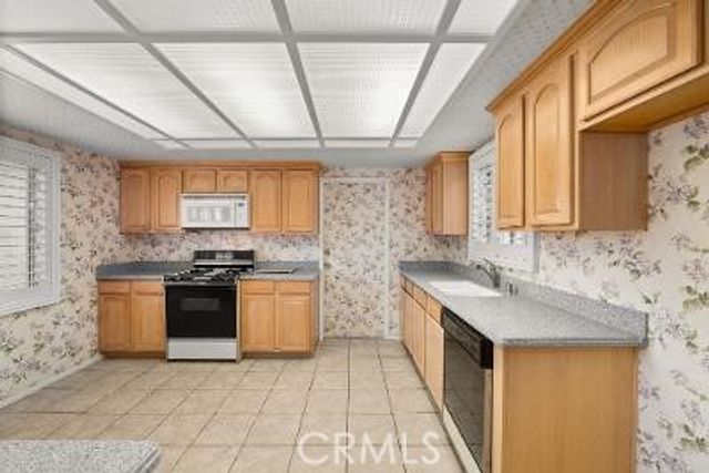 2116 Jacaranda Court, San Bernardino, CA 92404