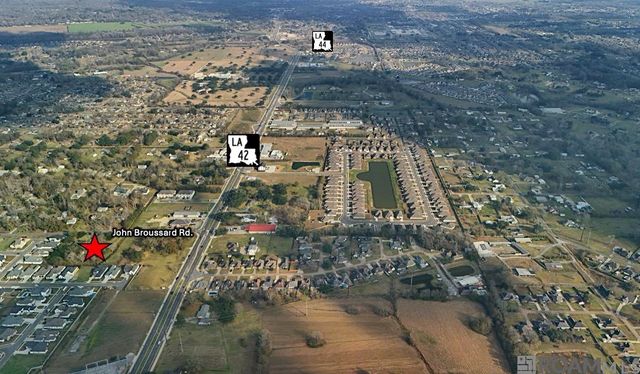 17339 John Broussard Rd, Prairieville, LA 70769