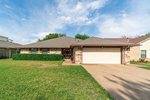 2013 Tanglewood Drive, Edmond, OK 73013