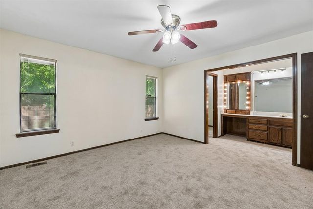 2013 Tanglewood Drive, Edmond, OK 73013