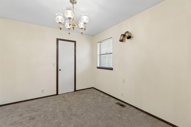 2013 Tanglewood Drive, Edmond, OK 73013