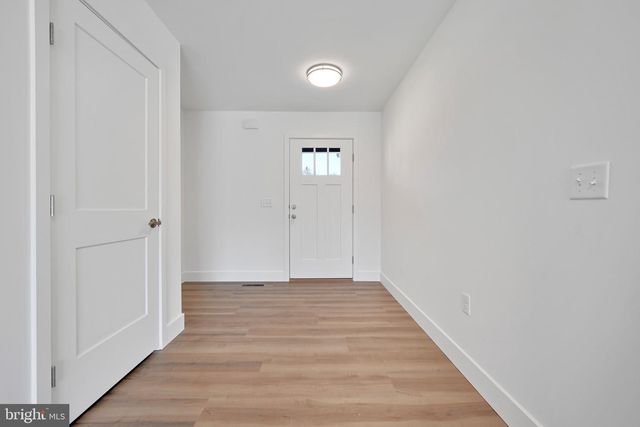 327 W FRITZ AVE, Quarryville, PA 17566