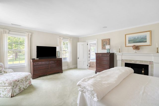 31 Lambert's Cove Rd., Tisbury, MA 02568