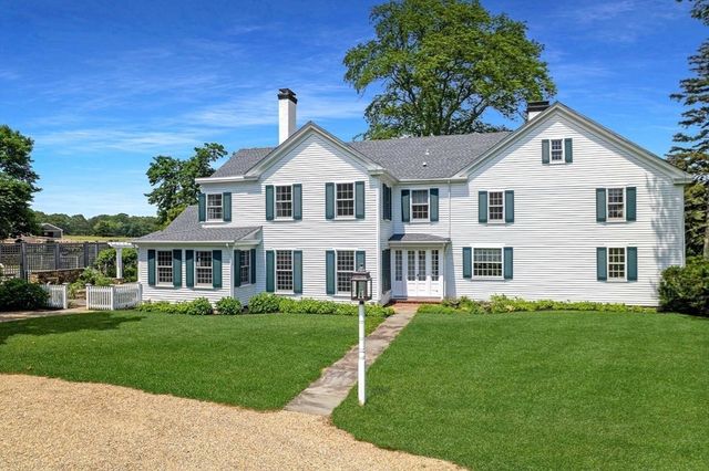 31 Lambert's Cove Rd., Tisbury, MA 02568