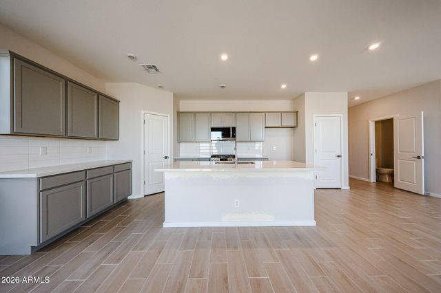 5870 E SIDEOATS Way, San Tan Valley, AZ 85144