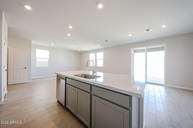 5870 E SIDEOATS Way, San Tan Valley, AZ 85144