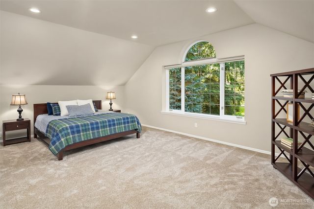 2609 208th Avenue SE, Sammamish, WA 98075