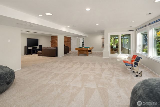 2609 208th Avenue SE, Sammamish, WA 98075