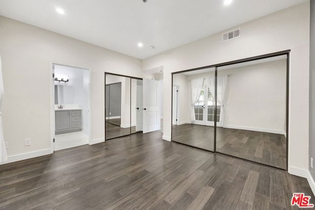 156 S Oak Knoll Avenue 101, Pasadena, CA 91101