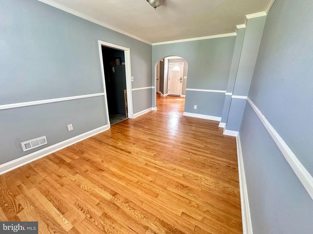 8318 LOCH RAVEN BLVD, Towson, MD 21286
