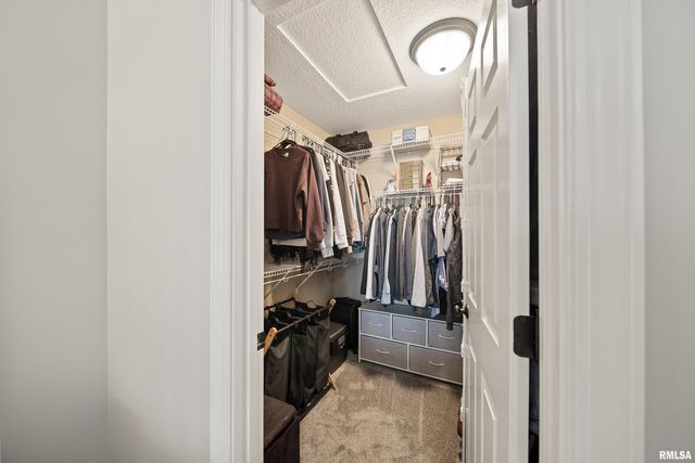 4501 W 14TH Street, Davenport, IA 52804