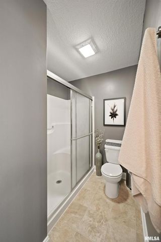 4501 W 14TH Street, Davenport, IA 52804