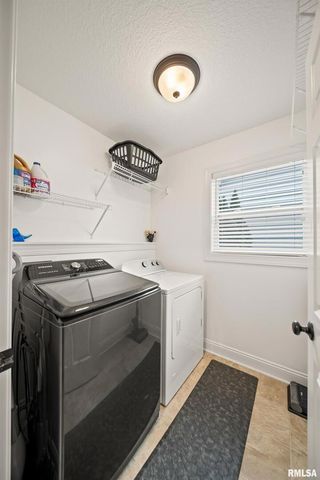 4501 W 14TH Street, Davenport, IA 52804