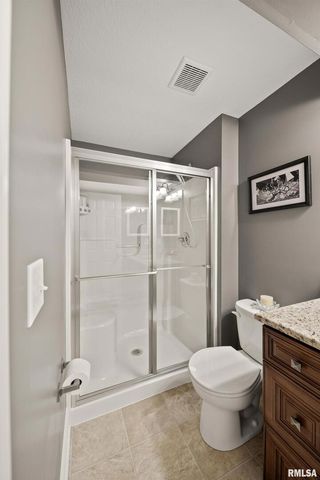 4501 W 14TH Street, Davenport, IA 52804