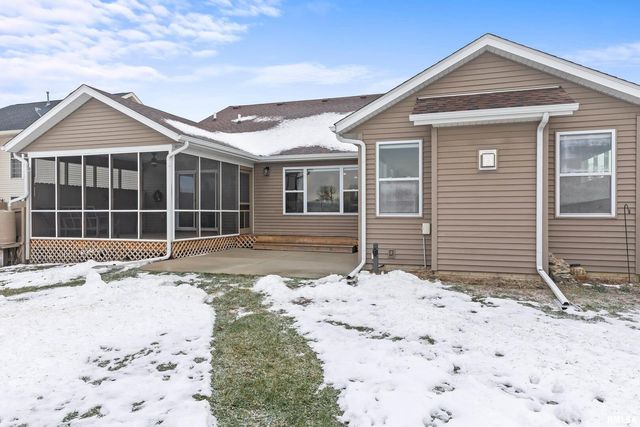 4501 W 14TH Street, Davenport, IA 52804