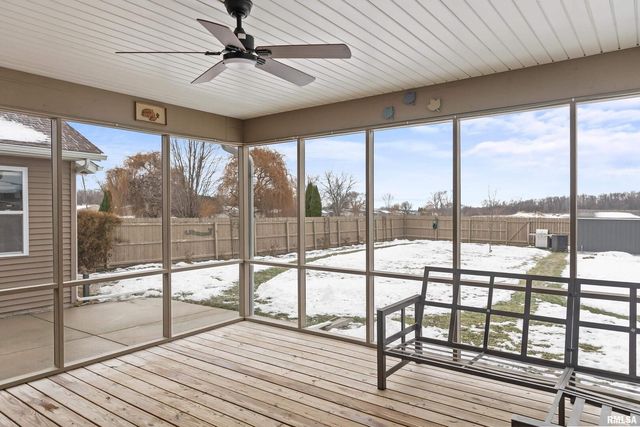 4501 W 14TH Street, Davenport, IA 52804