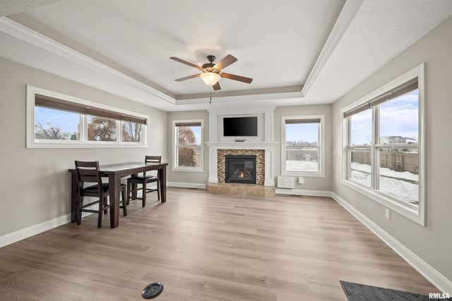 4501 W 14TH Street, Davenport, IA 52804