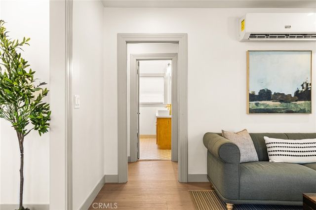 1132 W 56th, Los Angeles, CA 90037
