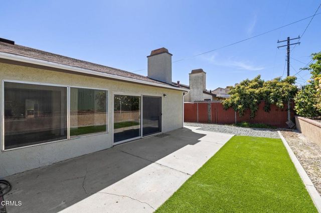 529 W Santa Barbara Street, Santa Paula, CA 93060