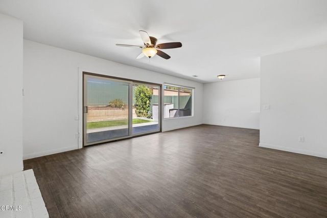 529 W Santa Barbara Street, Santa Paula, CA 93060