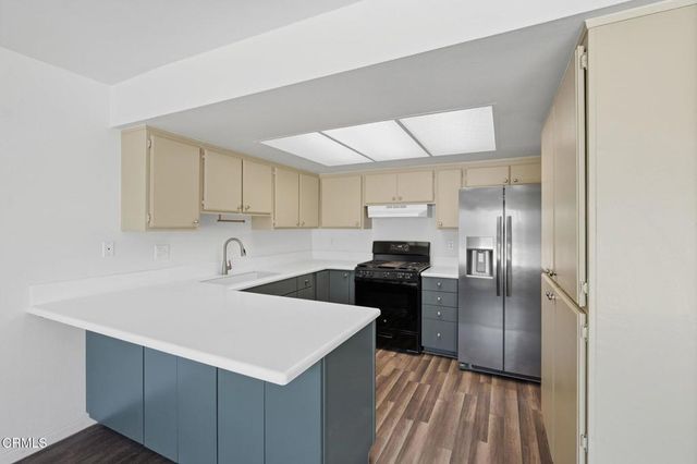 529 W Santa Barbara Street, Santa Paula, CA 93060