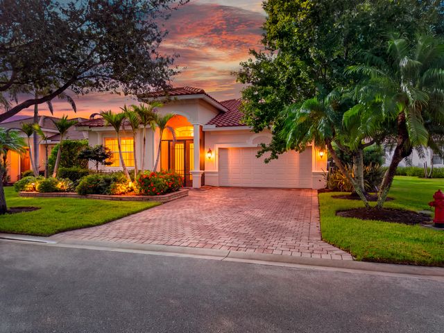 11715 SW MOUNTAIN ASH Circle, Port St. Lucie, Port St Lucie, FL 34987