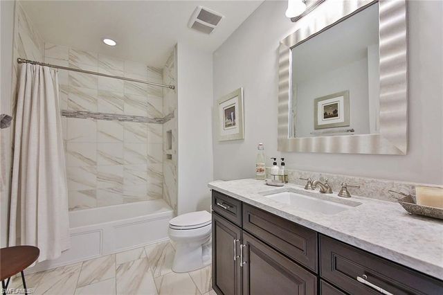 15145 Palmer Lake CIR 19-102, Naples, FL 34109