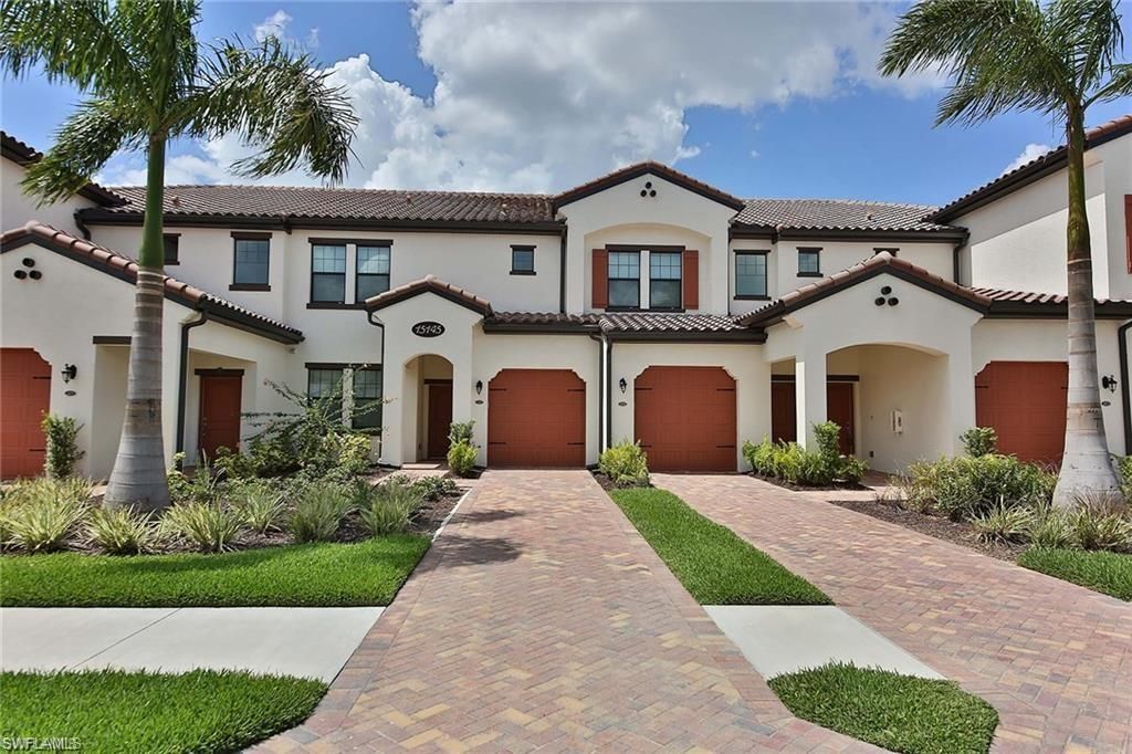 15145 Palmer Lake CIR 19-102, Naples, FL 34109