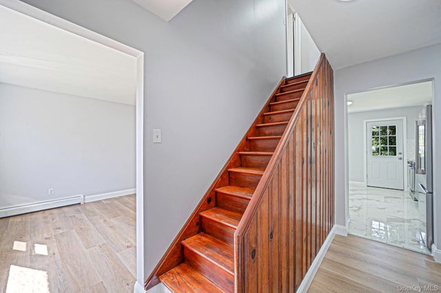 556 S Bayview Avenue, Freeport, NY 11520