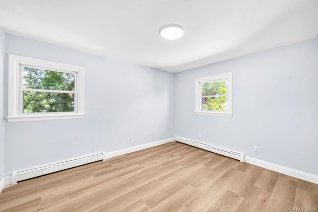556 S Bayview Avenue, Freeport, NY 11520