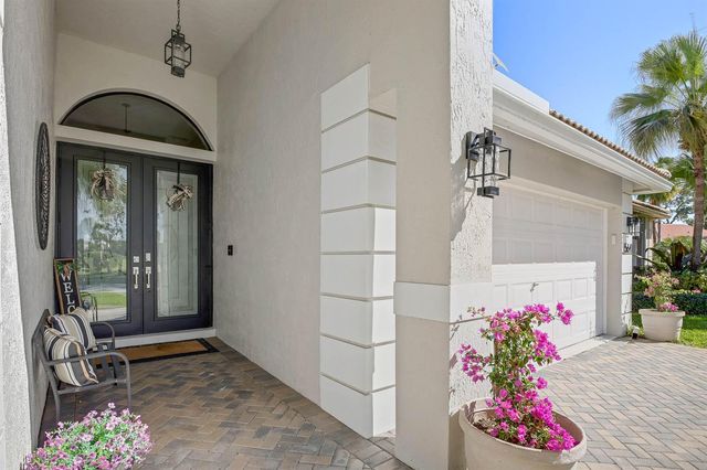 5641 Fountains Drive S, Lake Worth, FL 33467