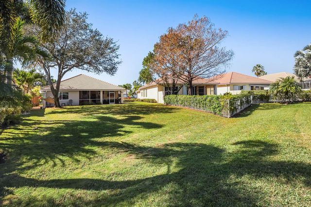 5641 Fountains Drive S, Lake Worth, FL 33467