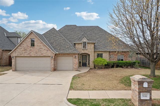 532 Conquistador Court, Edmond, OK 73025
