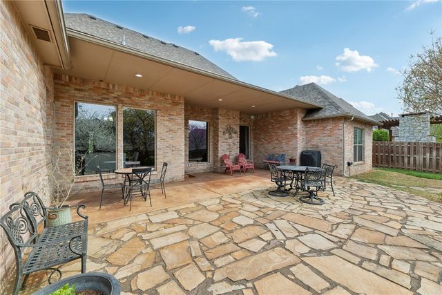 532 Conquistador Court, Edmond, OK 73025